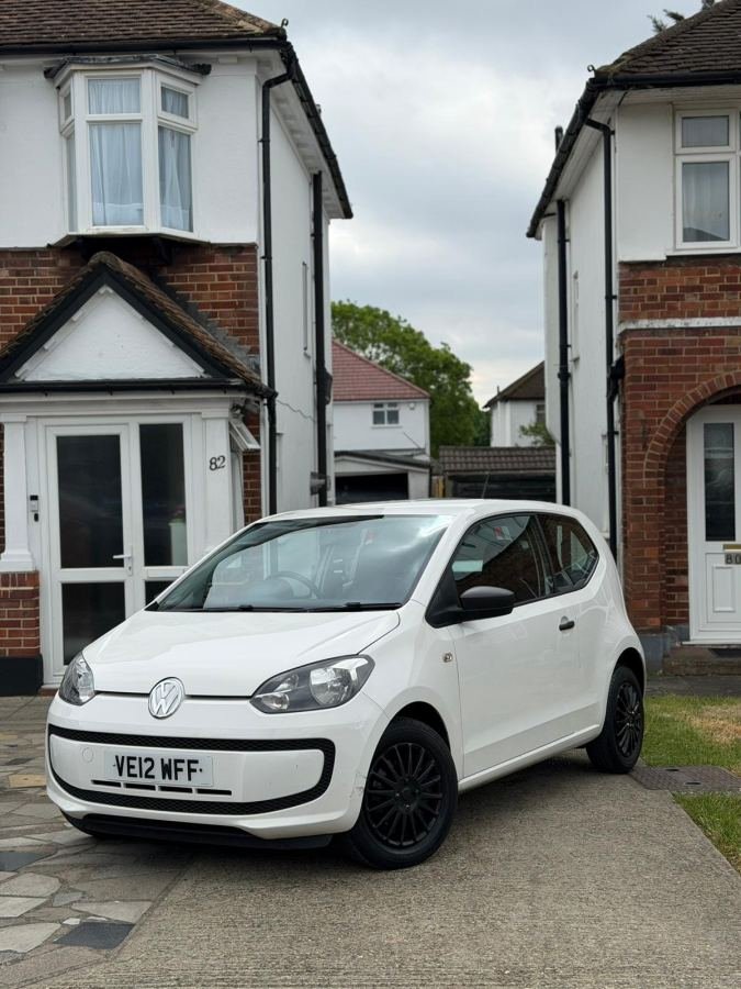 VOLKSWAGEN  UP TAKE 2012