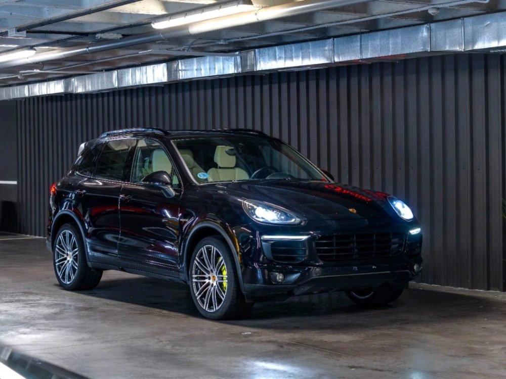 PORSCHE CAYENNE S E-HYBRID 2016