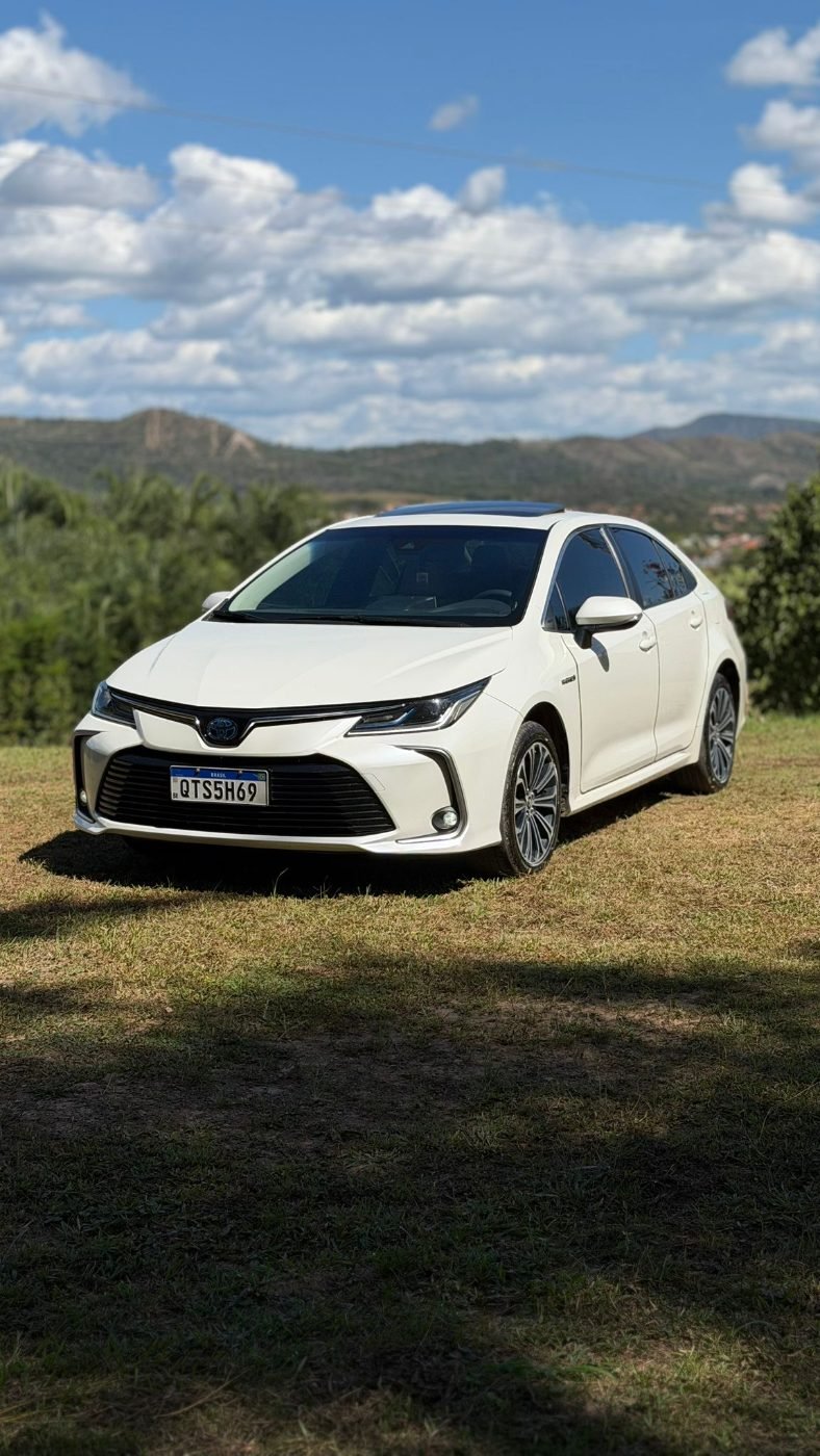 TOYOTA COROLLA ALTIS PREMIUM HÍBRIDO 2021