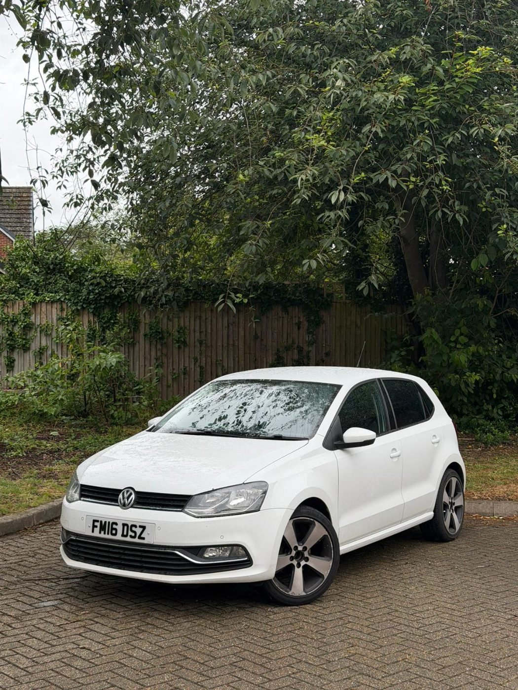 VOLKWAGENS POLO TSI 2016